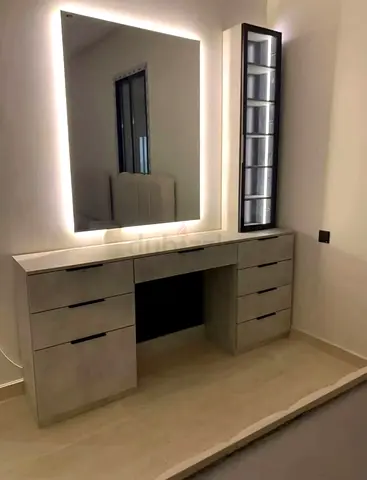 Perfect-Fit Makeup Vanities with Endless Color Options