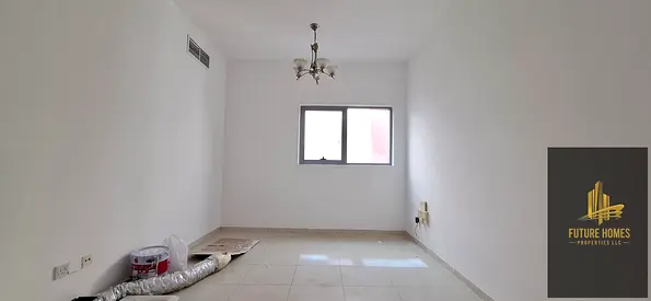 Lavish 1bhk with balcony on prime location