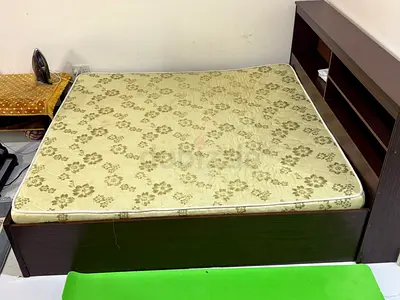 Mattress King Size-Clean and good condition