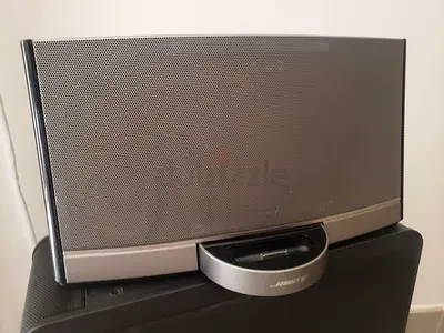 Bose Soundock with Ipod Dock and remote control.