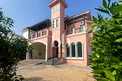 Custom Built | Basement | Closed Kitchen | Vacant