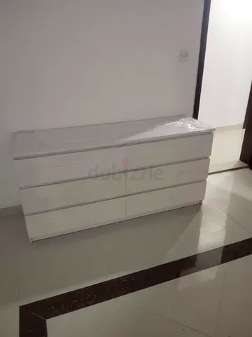 Ikea malam 6chaster drawers