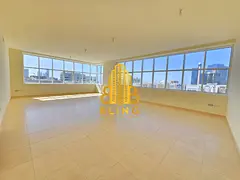 Spacious 5BHK Penthouse With 2 Basement Parking &amp; All Amenities