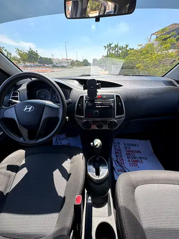 Hyundai i20, 2014 GCC model direct from owner Urgent sale