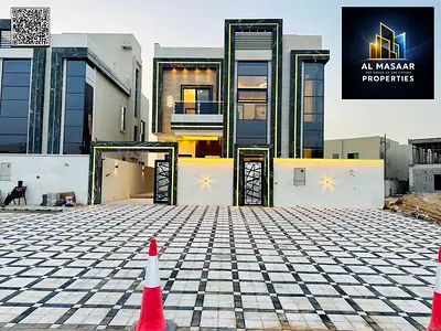 بسعر شامل الكهربا والمياه تشطيب متميز وموقع ممتاز وتملك حر مع روف وتكييف مركزي