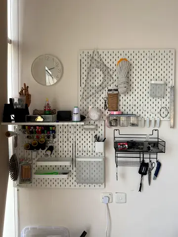 Wall Pegboard Organizer Panels with Accessories, I sell all together what you can see on the picture