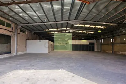 Spacious warehouse available for rent, covering a total area of 27,000 sq. ft.