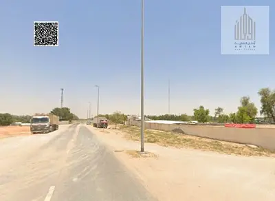 فرصة مميزة لامتلاك أرض تاون هاوس في الزاهية – عجمان، بموقع شارع وسكة مع إعفاء مزدوج من الرسوم، مناسبة للسكن أو الاستثمار.