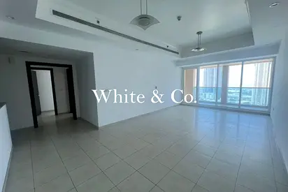 Vacant on transfer |Maids room| High floor