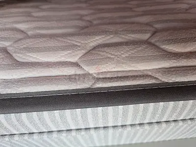 180*200 Mattress in Good Condition - Foam/Quilted Top home centre