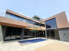 Luxurious 5BR with private pool+big terrace with all amenities in keya Massar just 325kk