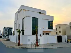 Two floors and a rooftop - Elevator - Includes air conditioning, electricity, and water - Negotiable