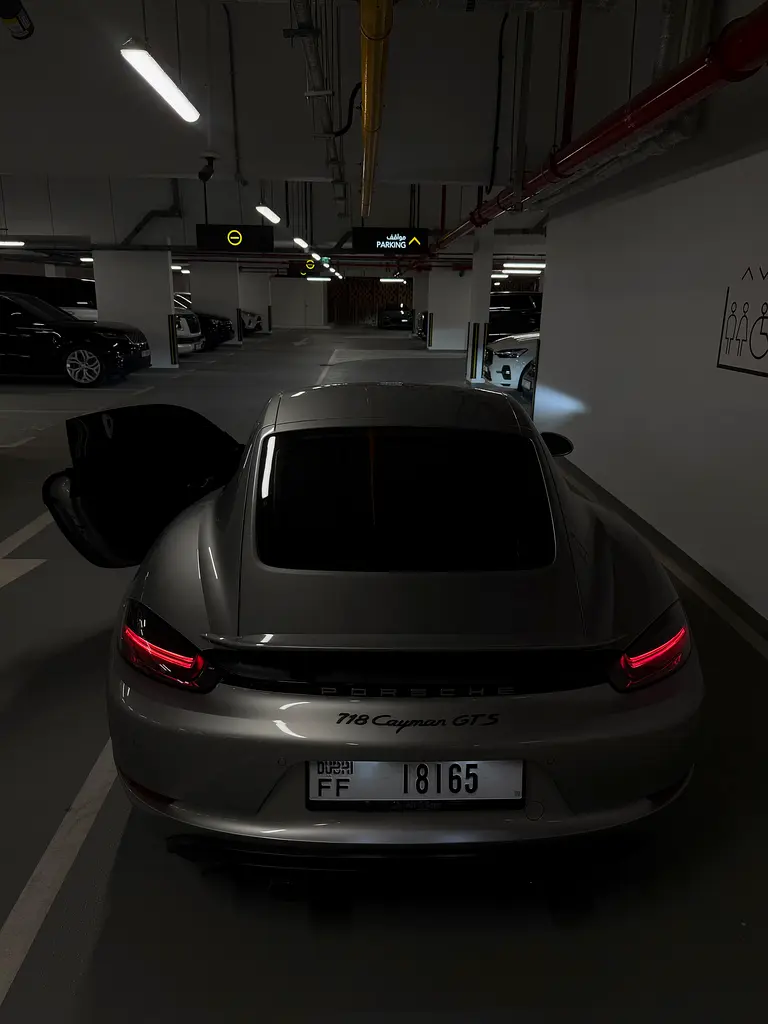 Porsche Cayman 2025 — photo 1 of 7