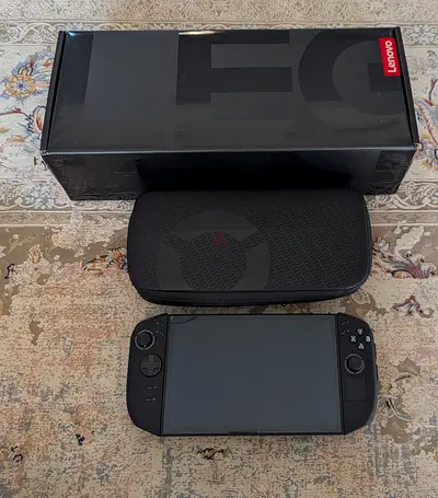 Lenovo Legion go 2 Handheld Gaming Console - like new, under warranty