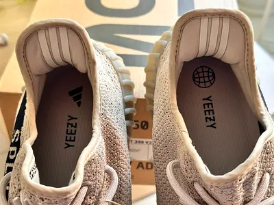 Used Adidas Yeezy Boost 350 V2 -  black slate brand new