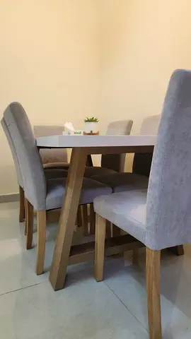 6 seater dining table
