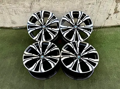 Bmw 
20/5/112
1700 Dhs