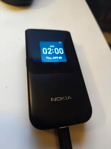 Nokia 2720 Flip Phone