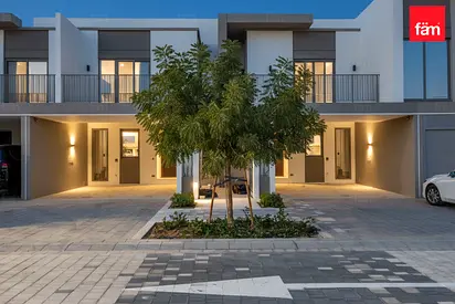 Single Row | Near Amenities | Brand New