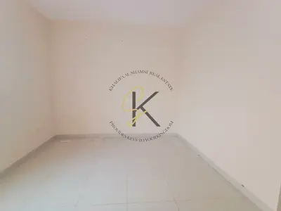 Brand new building 1 BHK available muwaliah near by lulu and Safri Mall Full of family building for contact Babar
