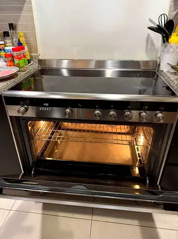 Siemens latest model IQ-700 electric ceramic 5 hobs stove oven dual fan cooking range 90x60 by ika