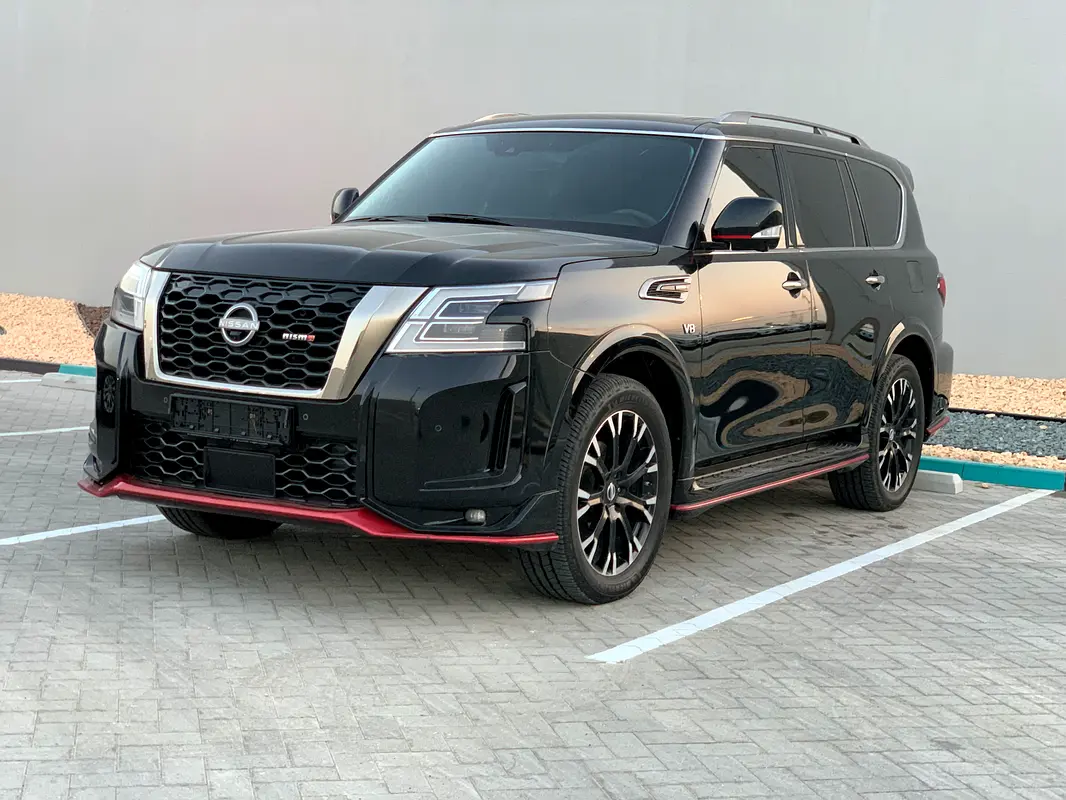 Nissan Patrol 2021 — photo 1 of 8