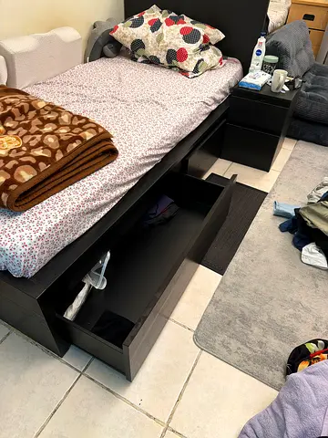 IKEA Single Bed 90x200 with Mattress + Drawers + Side Table (Almost New)