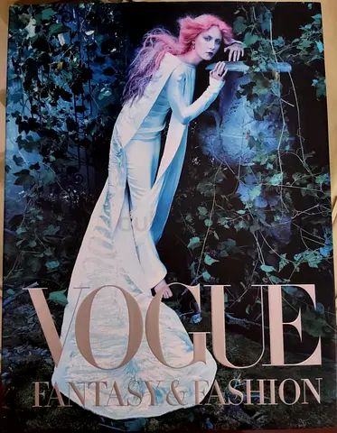 كتاب: VOGUE Fantasy  Fashion