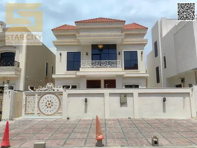 * Prime location near a mosque and all amenities. Luxurious classic finishes and distinctive decor.
