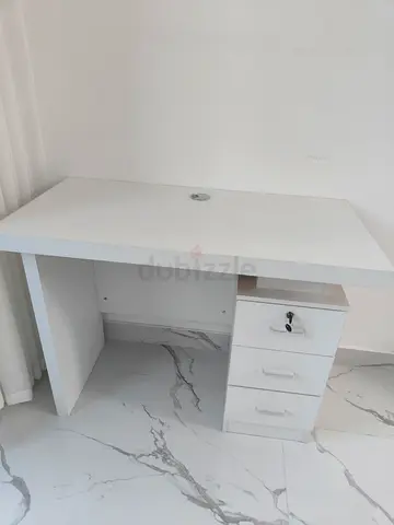 White 3-Drawer Study/Computer Desk with Cable Hole