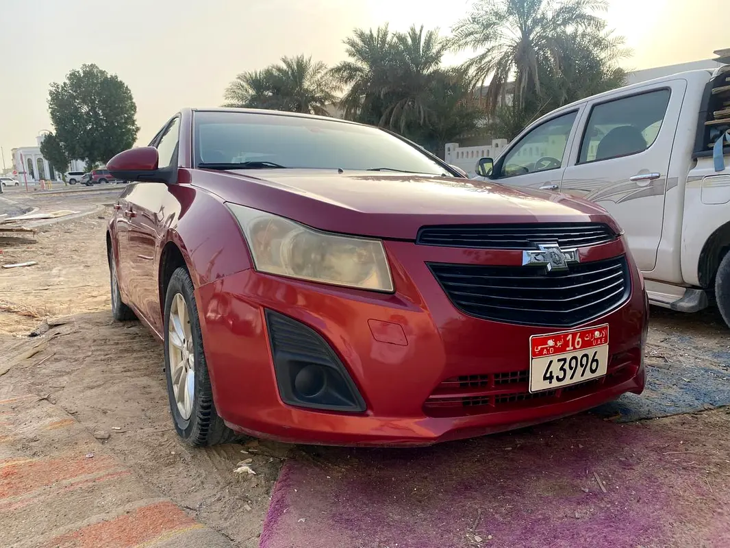 Chevrolet Cruze 2013 — photo 1 of 10