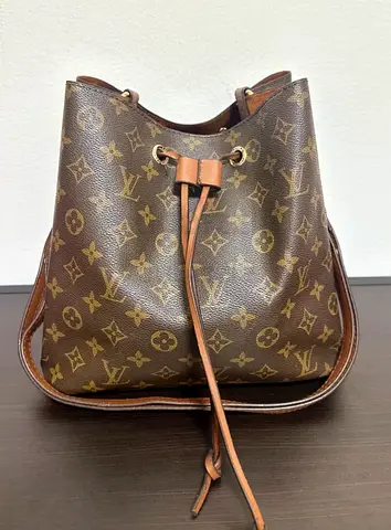 Louis Vuitton LIKE Monogram Canvas Bucket  (NéoNoé) (pls. read desc before any questions)
