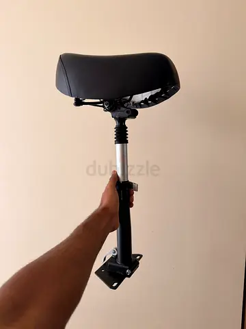 Adjustable electric bike seat
