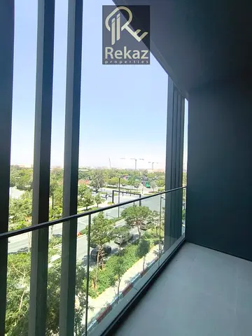 SUPER DISTRESS DEAL_MADAR VIEW_LUXURY LIVING!