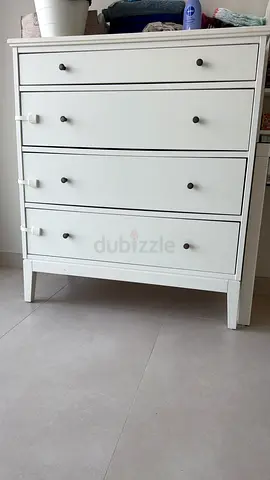 White 6-Drawer Tall Chest of Drawers  bedside cabinet  - Good Condition