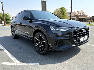 2021 Audi Q8 55 TFSI quattro S line Black Edition - GCC Specs