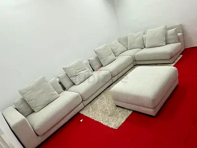 Excellent condition olta sofa