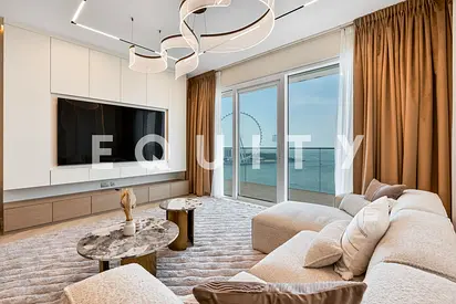 Luxury Living | Stunning Views | Large Layout