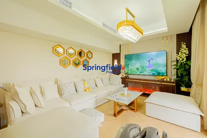 Fully Upgraded | Middle Corner Unit | Vastu