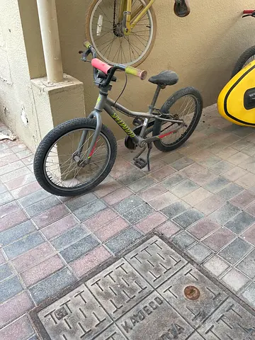 Specialised Boys BMX