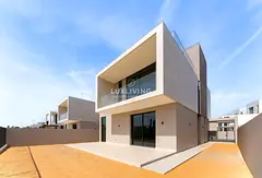 Single Row | Park Facing | Brand New Villa