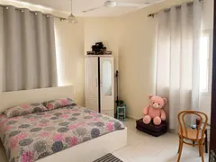 Family Room/ Couples or Working Female room Available
