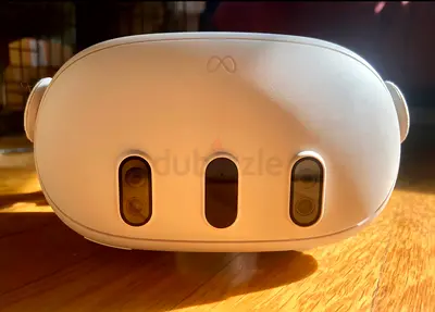 Meta (Oculus) Quest 3 VR Headset - White, Brand new, 3 days used