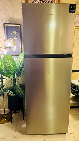 Hisense Stainless Steel Top Freezer Refrigerator - Excellent Condition