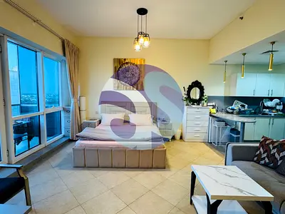 Bills Included Studio / Only for 2 Monrhs / Front of Metro