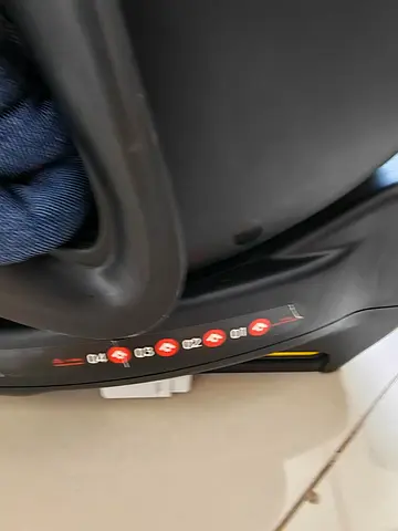 Infant car seat base (used) - compatible buckle system