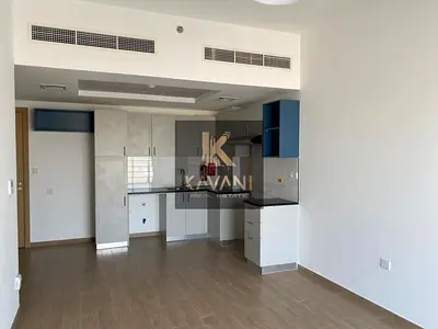 Spacious 3 Bedroom | Family Community | Close to Metro