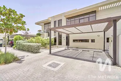Prime Location | Close to Park | Vacant June