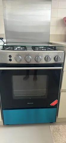Hisense freestanding gas cooker with oven - good condition