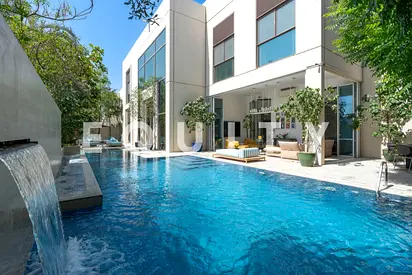 Luxuriously Upgraded | Vacant | Family Community